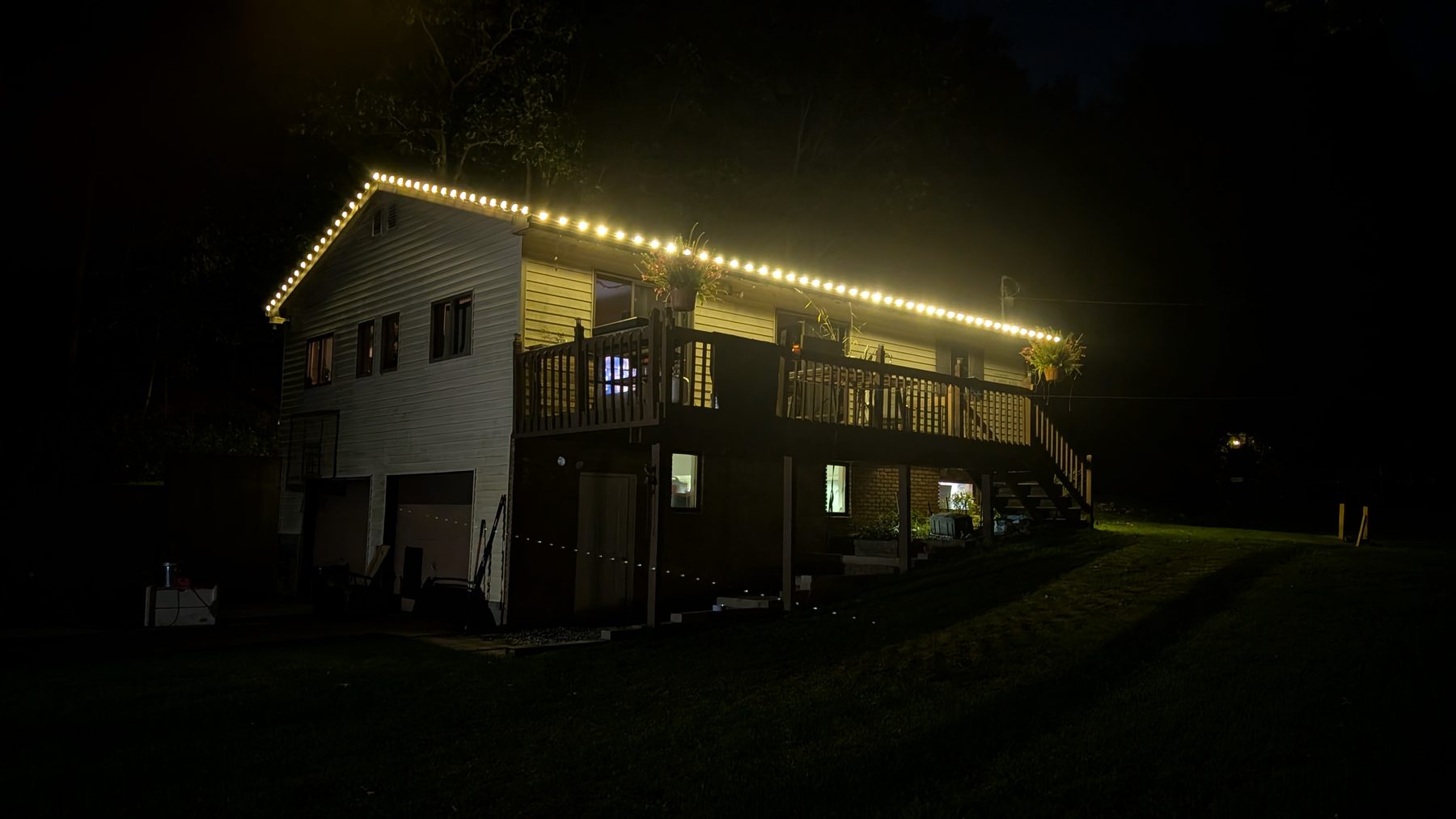 Christmas roofline light installation near Howell, MI by Ethan's Window Cleaning